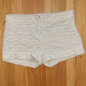 Express Cream Crochet Shorts